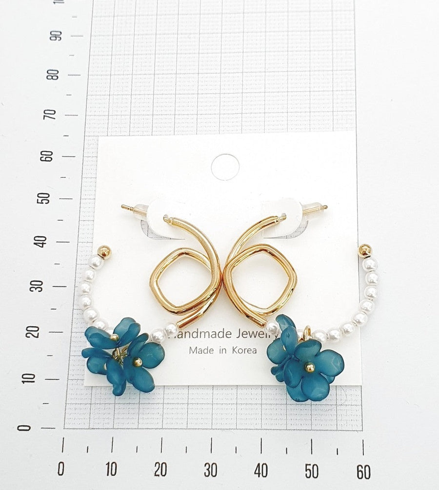cute flower earrings