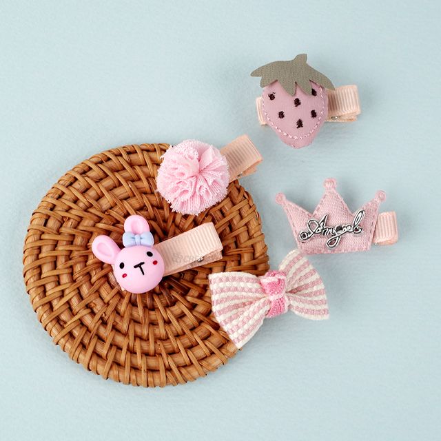 Cute Hair Pin Set (5 Kinds) - Pink Strawberry www.cutecrushco.com