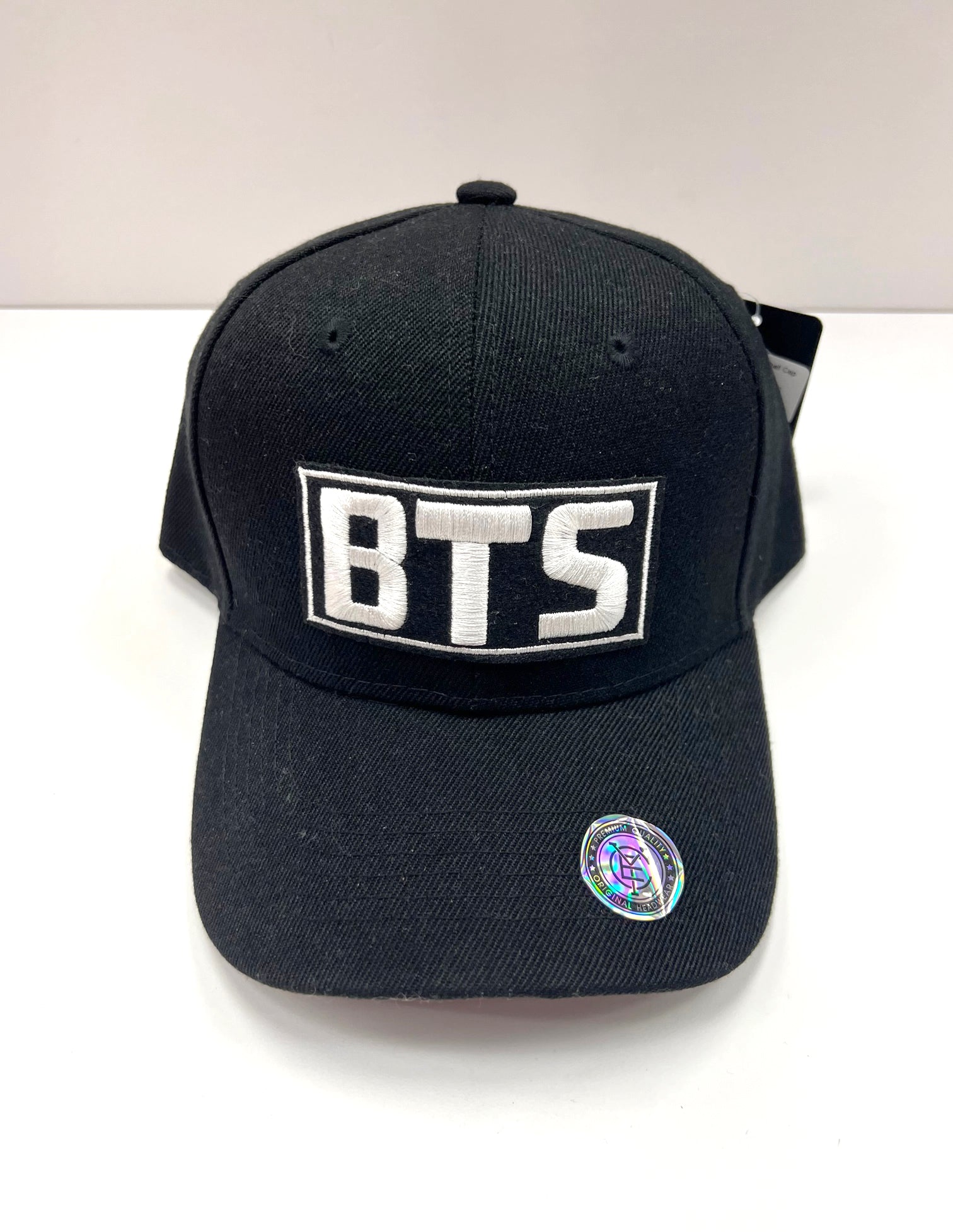 Sets of two BTS caps