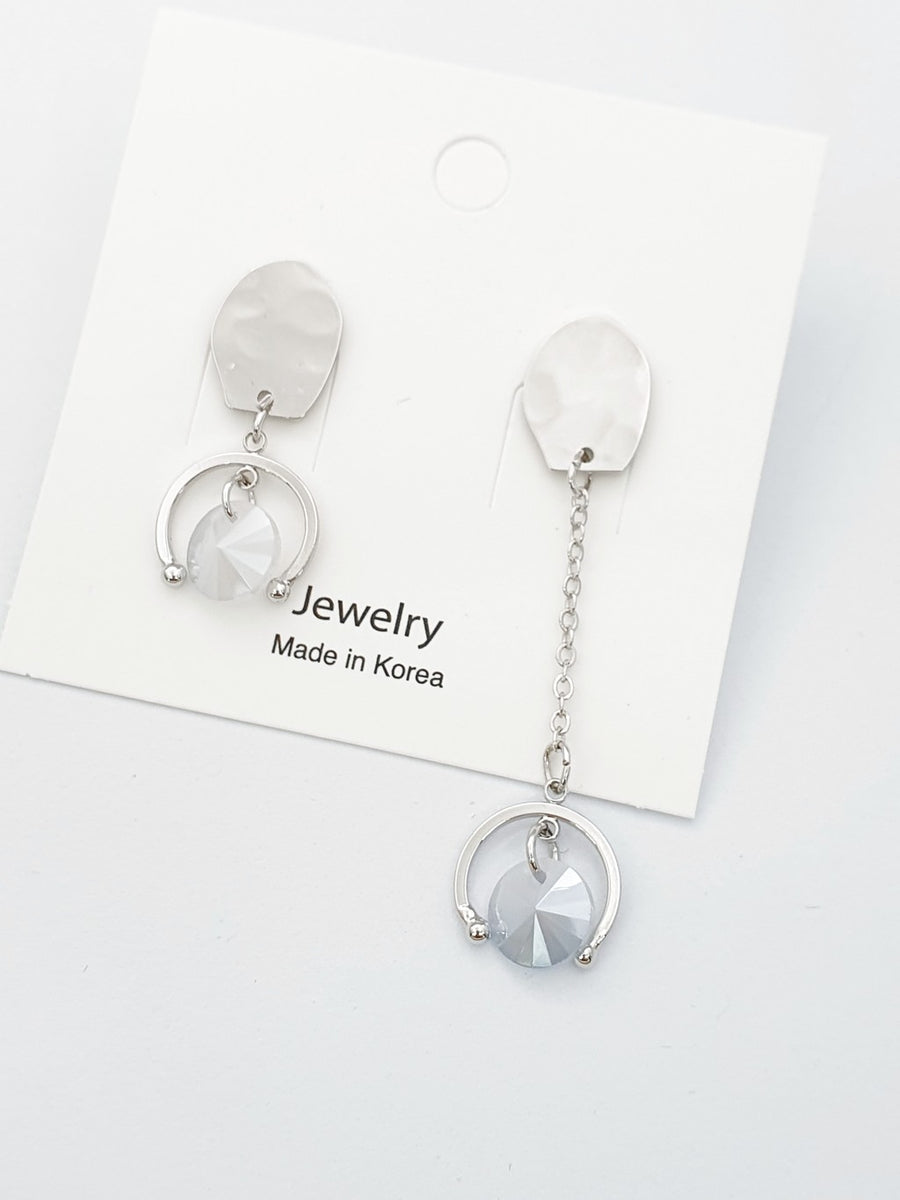 kayon silver white jewel asymmetric dangle earrings