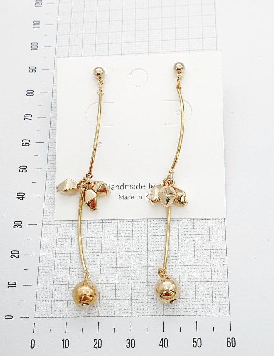 cute gold flowers earrings
