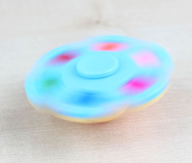 Pop Fidget Spinner Toys, Simple Dimple Face-Changing Octopus Toy with Soft Pop Bubble, Anxiety Stress Relief Sensory Toy for Kids Adults, Hand Spinner Finger Toy for ADD ADHD Autism www.cutecrushco.com